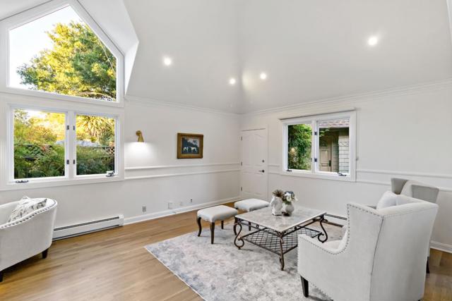 136 Finger Avenue, Redwood City CA: https://media.crmls.org/mediaz/6d33dd53-47fc-4e38-aec4-08badaf52b7e.jpg