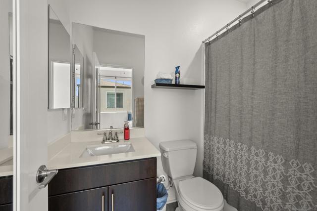 5506 Sandcliff Ln, San Diego CA: https://media.crmls.org/mediaz/6d344a5a-461e-421d-be13-a192d12399b6.jpg
