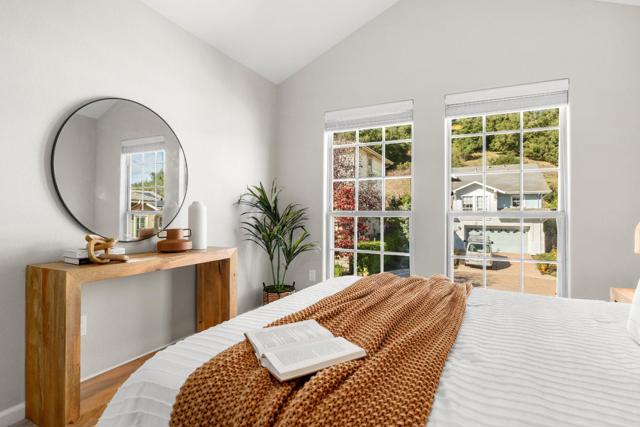 5 Tuscany Court, Scotts Valley CA: https://media.crmls.org/mediaz/6d369986-c208-4c97-9a74-dca344004338.jpg