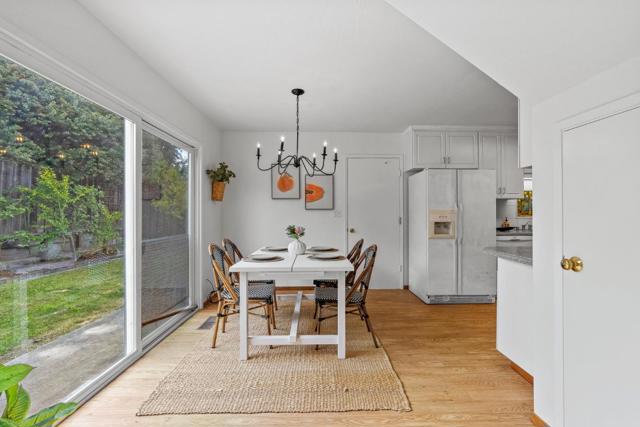 150 Sir Francis Court, Capitola CA: https://media.crmls.org/mediaz/6d36ab53-a908-4685-aa6f-dfc5f865c6b3.jpg