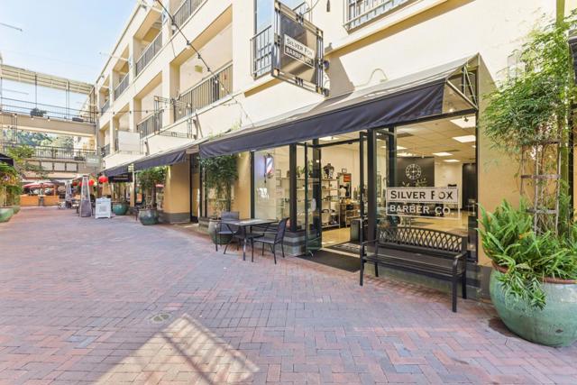 59 Davis Road, Orinda CA: https://media.crmls.org/mediaz/6d36f151-1ace-4acc-bcee-9a55da57446a.jpg