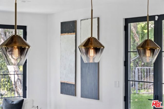8171 Tianna Road, Los Angeles CA: https://media.crmls.org/mediaz/6d39a484-e6ae-4b4e-b9c3-94219dbb919c.jpg