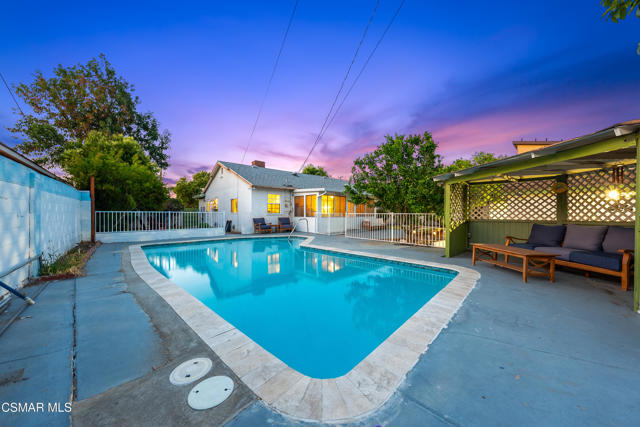20428 Roscoe Blvd MLS-37