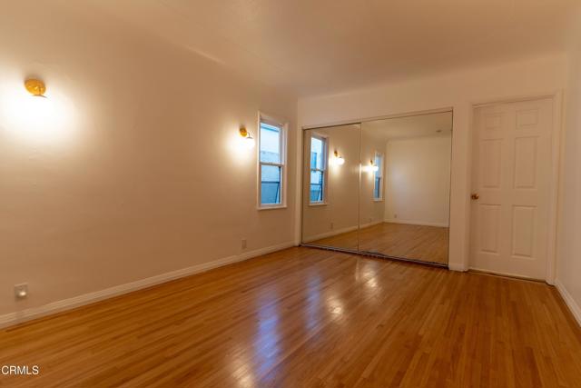 1412 Norton Avenue, Glendale CA: https://media.crmls.org/mediaz/6d3af980-a081-46b6-977e-0e3b7693c653.jpg