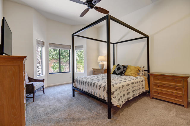 76470 Pala Palms Drive, Indian Wells CA: https://media.crmls.org/mediaz/6d3cafd2-b3b3-4a0a-9023-9a49ea48367e.jpg