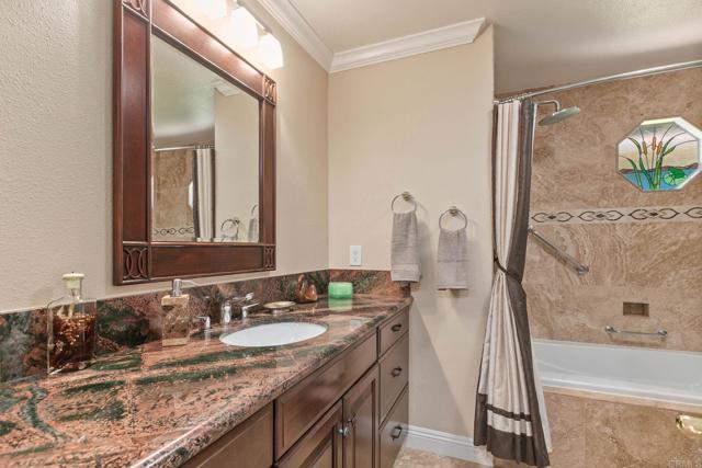17788 Caminito Balata, San Diego CA: https://media.crmls.org/mediaz/6d3cce89-2be7-4cba-9f67-36db040fa3d4.jpg