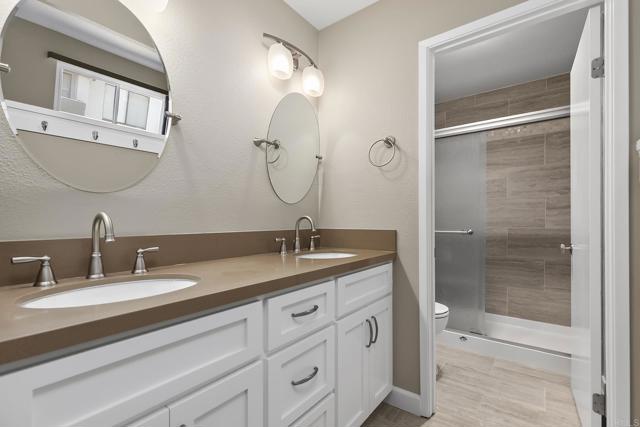 8746 Villa La Jolla Drive, La Jolla CA: https://media.crmls.org/mediaz/6d3d12b3-873c-4e63-8a0c-6657b57a0203.jpg