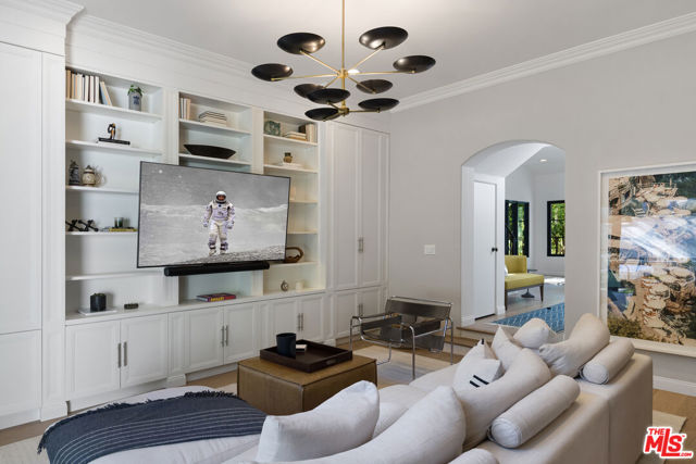13439 Java Drive, Los Angeles CA: https://media.crmls.org/mediaz/6d3e77cb-5471-48f1-9468-f3a9d88c65ad.jpg