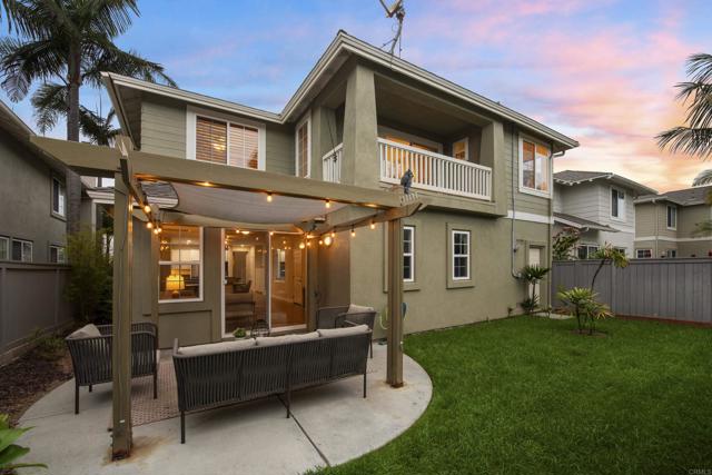 7040 Whitewater Street, Carlsbad CA: https://media.crmls.org/mediaz/6d3f606a-e843-45c5-84db-ad9016f3e2d7.jpg