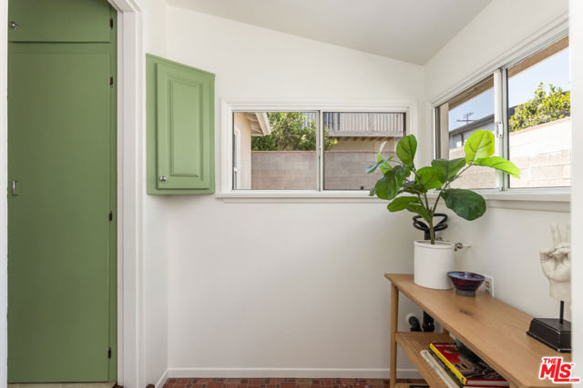1402 Prospect Avenue, Hermosa Beach, California 90254, 3 Bedrooms Bedrooms, 0 ,1 BathroomBathrooms,Residential,For Sale,Prospect,0,26838145