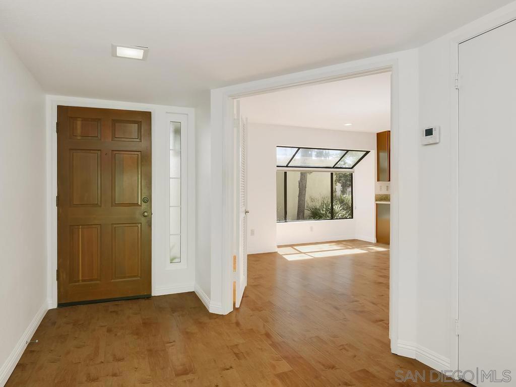 7301 Calle De Fuentes - photo 9