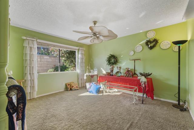 Detail Gallery Image 34 of 58 For 1637 Oak Hill, Escondido,  CA 92027 - 3 Beds | 2 Baths