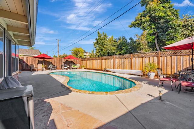1011 Rawlings Drive, San Jose CA: https://media.crmls.org/mediaz/6d416fb3-51d2-4bfd-a3bb-28157fa61224.jpg