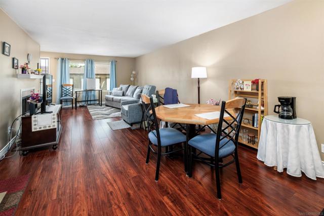 982 E Main St, El Cajon CA: https://media.crmls.org/mediaz/6d422a86-a8d3-4010-8223-ee0ab4172727.jpg