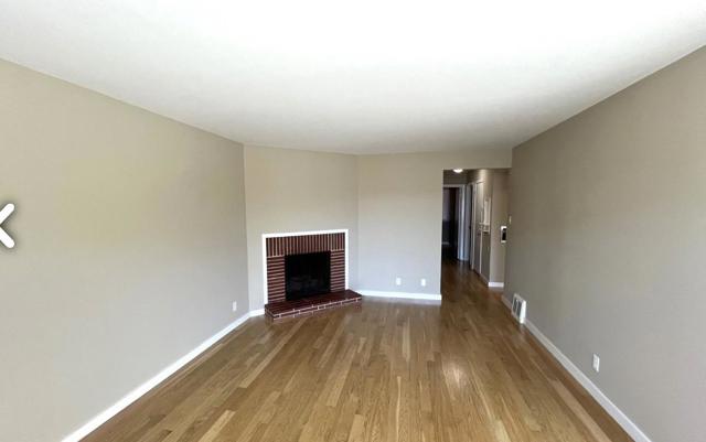 474 Arlington Street, San Francisco CA: https://media.crmls.org/mediaz/6d429fcf-9247-4324-8145-a31594030ecc.jpg