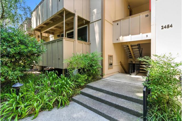 2454 W Bayshore Road, Palo Alto CA: https://media.crmls.org/mediaz/6d42b271-c2c2-44d8-8b3d-aa0ce26ca2b4.jpg