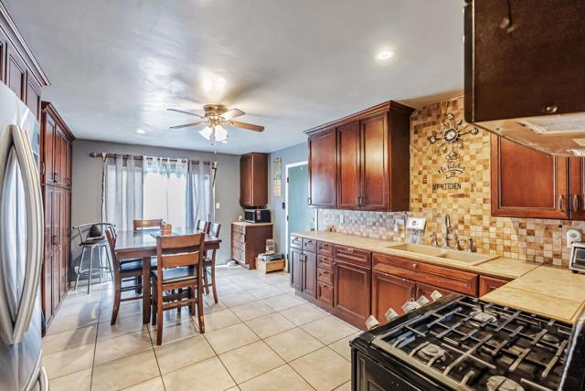 26280 Adrian Avenue, Hayward CA: https://media.crmls.org/mediaz/6d42e380-7f24-49ba-b3aa-40c339365a28.jpg