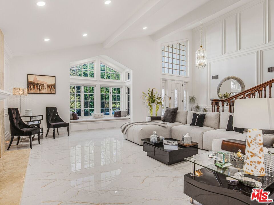 MLS #26853031 image #3