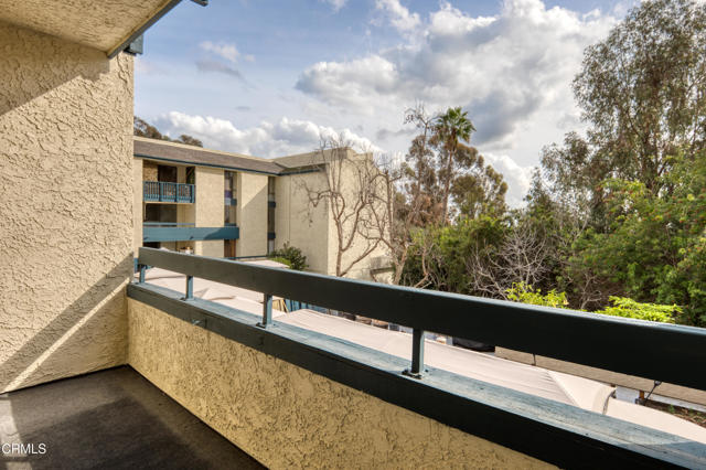 Detail Gallery Image 22 of 32 For 4041 via Marisol #210,  Los Angeles,  CA 90042 - 2 Beds | 2 Baths