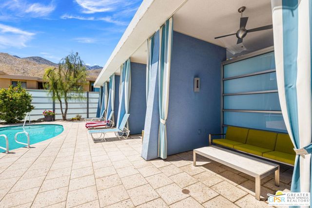 930 E Palm Canyon Drive, Palm Springs CA: https://media.crmls.org/mediaz/6d44e23b-57a9-4daa-9987-8be0ebc1407e.jpg