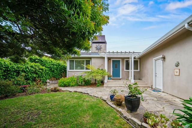 1109 McClellan Avenue, Monterey CA: https://media.crmls.org/mediaz/6d4657b1-06e2-4d56-8896-1f8b6e57b37b.jpg