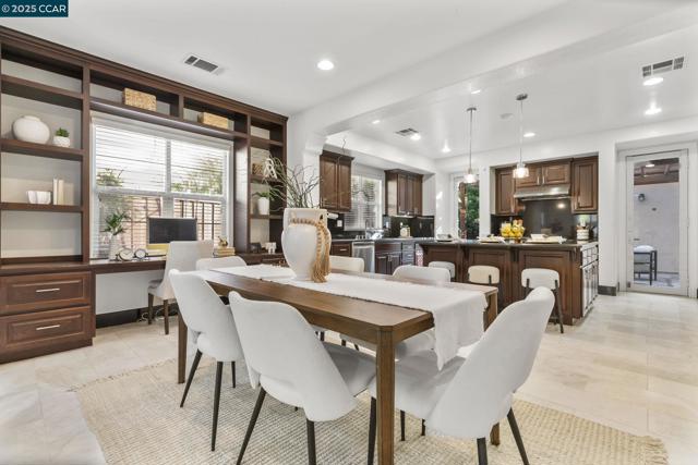 7509 Balmoral Way, San Ramon CA: https://media.crmls.org/mediaz/6d47b278-4325-4ffe-986d-60aa1f194931.jpg
