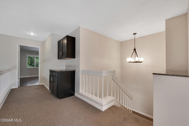 180 Windrose Drive, Newbury Park CA: https://media.crmls.org/mediaz/6d48cb5a-20b9-4601-8ab9-c330b52cb4f7.jpg