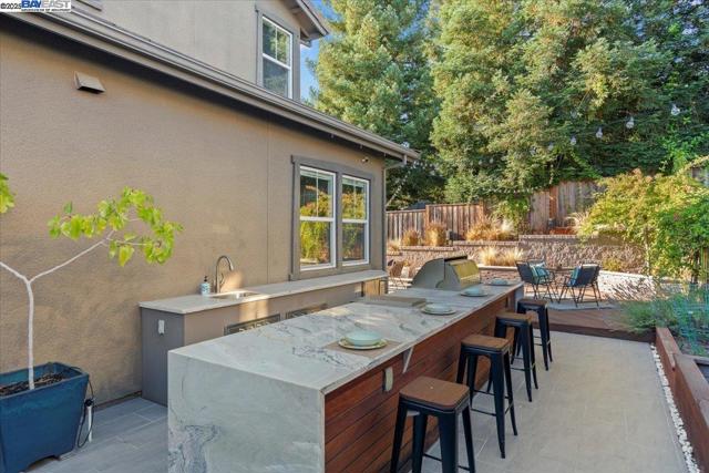 379 Felipe Cmn, Fremont CA: https://media.crmls.org/mediaz/6d490525-fb22-484c-9e82-5f62fec55346.jpg