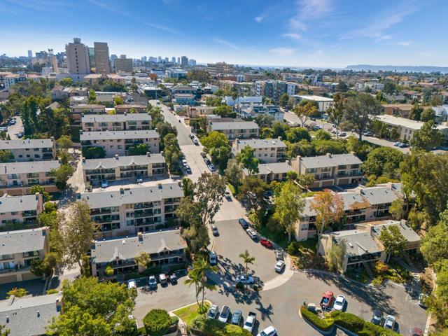 4266 5th Ave., San Diego, California 92103, 2 Bedrooms Bedrooms, ,2 BathroomsBathrooms,Condominium,For Sale,5th Ave.,250019946SD