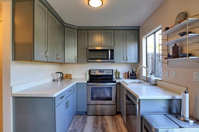 482 S Willard Avenue, San Jose CA: https://media.crmls.org/mediaz/6d496a41-f2ee-49c8-b212-4dc8d8c367b5.jpg