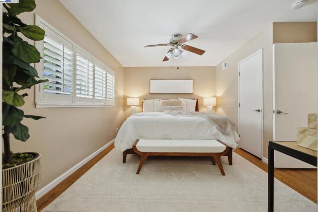 30113 Treeview St, Hayward CA: https://media.crmls.org/mediaz/6d499e7b-8d29-4459-9108-8b77fd6eccaf.jpg