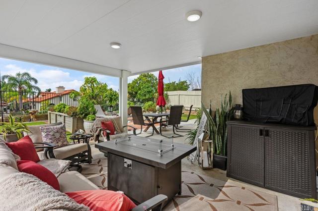 Detail Gallery Image 20 of 35 For 1585 Madrid Dr, Vista,  CA 92081 - 3 Beds | 2/1 Baths