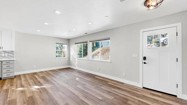 1140 S Washington Street, Sonora CA: https://media.crmls.org/mediaz/6d4b1176-125e-443a-817d-f655f250b4e6.jpg