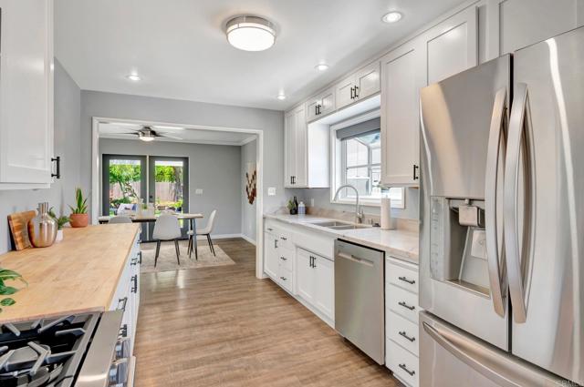 593 Live Oak Drive, El Cajon CA: https://media.crmls.org/mediaz/6d5122c2-dca6-4e0f-b57a-6a5edc1c1345.jpg