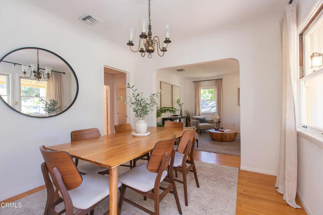 Detail Gallery Image 8 of 34 For 524 Glen Holly Dr, Pasadena,  CA 91105 - 2 Beds | 2 Baths