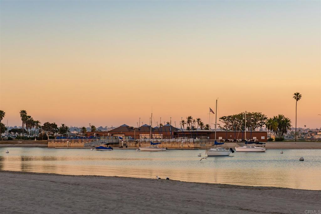 821 San Juan Place - photo 6