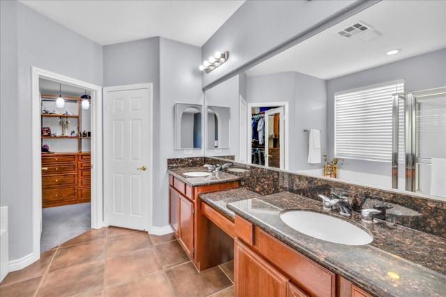 Image 17 of 48 For 84186 Canzone Drive