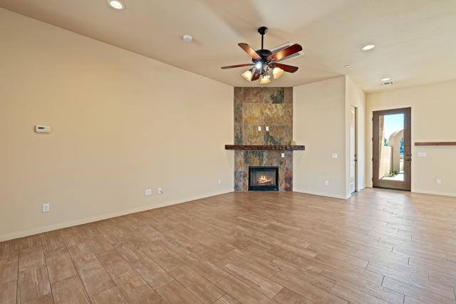 51885 Avenida Bermudas, La Quinta CA: https://media.crmls.org/mediaz/6d536a2b-ef95-4baa-9ad3-b40d96300634.jpg