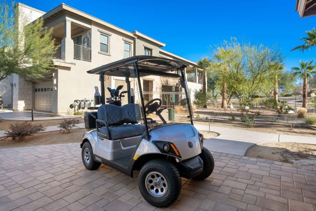 603 Retreat Circle, Palm Desert CA: https://media.crmls.org/mediaz/6d54addb-769b-4f37-89a4-726612a74f34.jpg