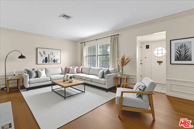 5981 Pickford Street, Los Angeles CA: https://media.crmls.org/mediaz/6d54fc54-088a-46f5-b8be-2059edd0ee07.jpg