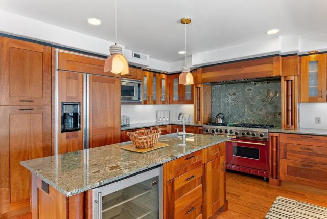 4790 Opal Cliff Drive, Santa Cruz CA: https://media.crmls.org/mediaz/6d5531ff-2a90-4437-9059-8199eb8b3508.jpg