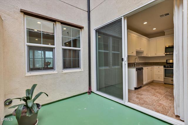 127 Klamath Street, Ventura CA: https://media.crmls.org/mediaz/6d5642e1-4077-455b-9358-6260e1adf45c.jpg