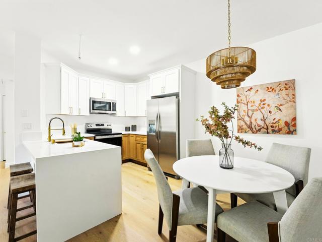 Detail Gallery Image 5 of 30 For 5875 Friars Rd #4307,  San Diego,  CA 92110 - 2 Beds | 2 Baths