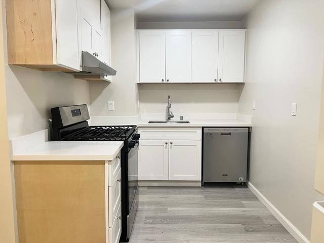65 Lausanne Avenue, Daly City CA: https://media.crmls.org/mediaz/6d571b44-951a-4d40-9897-785acf2d994e.jpg