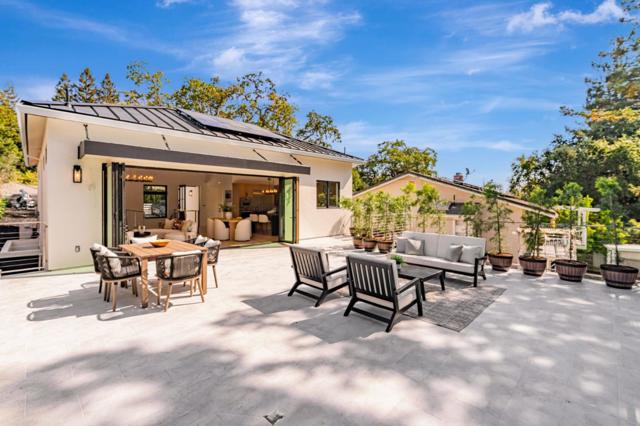 11664 Winding Way, Los Altos CA: https://media.crmls.org/mediaz/6d5950df-cf3c-4faa-8358-b4a4d82ecbf2.jpg