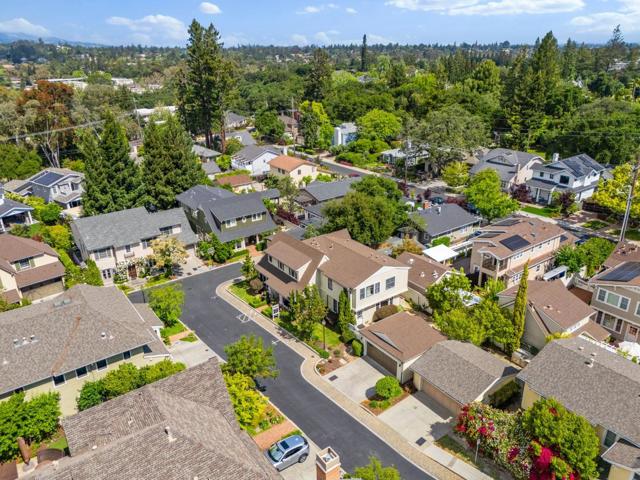 317 Templeton Lane, Los Gatos CA: https://media.crmls.org/mediaz/6d5a3f75-8cc1-4fc9-863b-9009e3c22595.jpg