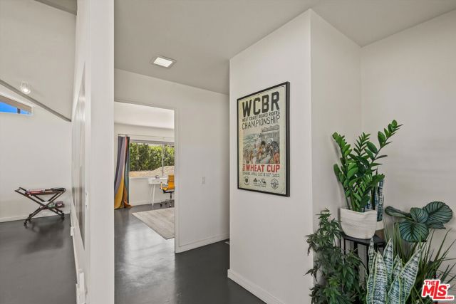 2499 S Palm Canyon Drive, Palm Springs, CA 92264