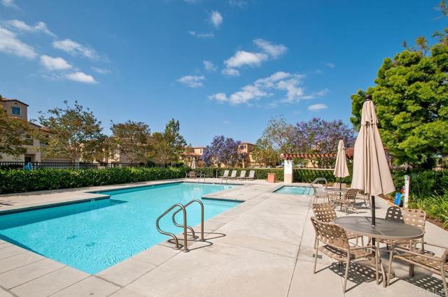 1168 Westin Way, San Marcos CA: https://media.crmls.org/mediaz/6d5ad9b6-963b-48b0-ace4-3a5675f5035d.jpg