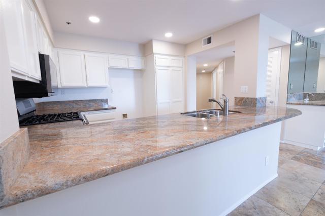 Detail Gallery Image 30 of 40 For 400 N Pacific St #111,  Oceanside,  CA 92054 - 2 Beds | 2 Baths