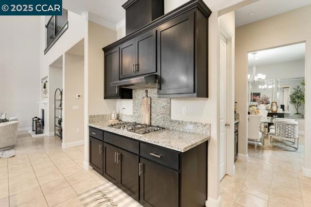 363 Fletcher Lane, Brentwood CA: https://media.crmls.org/mediaz/6d5cbb5e-3b48-4c9c-8780-1eba3350ca9c.jpg